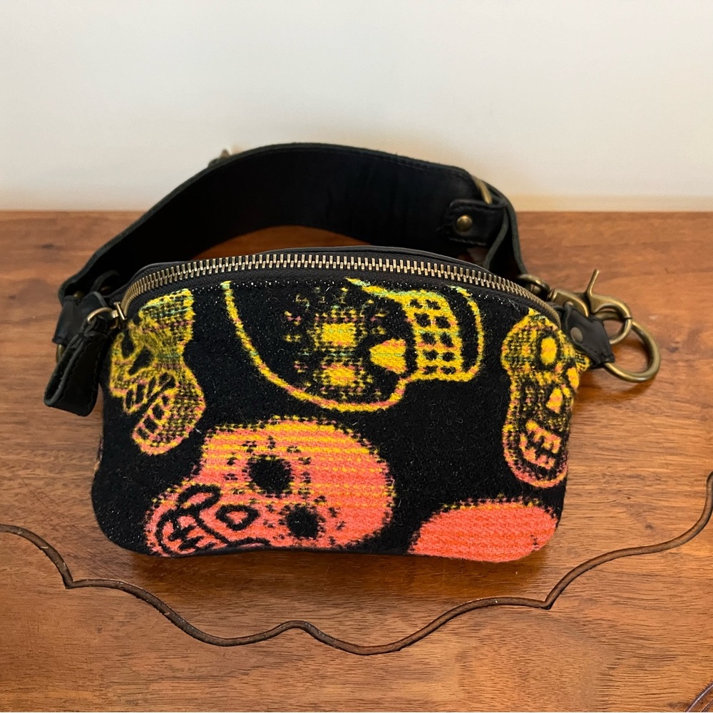 Pendleton Sugar Skull Black Leather Waist Crossbody Bag Brass Hardware
